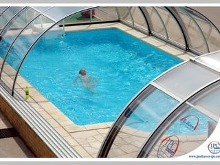 Fun is guaranteed under the pool enclosure TROPEA