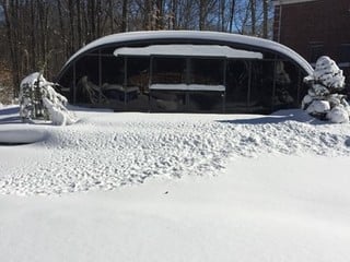 Historic amount of snow as a fair challenge for pool enclosure LAGUNA