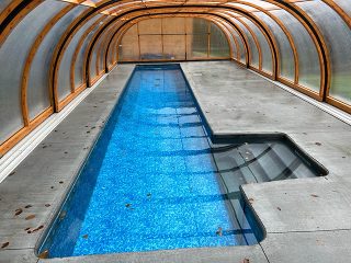 Laguna pool enclosure for the inside