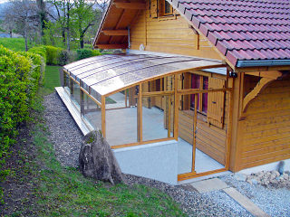 Retractable patio enclosure CORSO Premium by Alukov