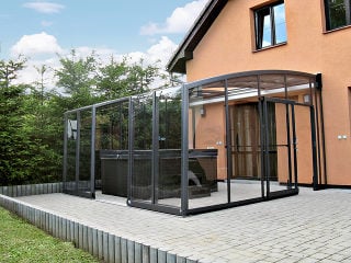 Retractable patio enclosure CORSO Premium