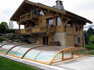 Wood-like frames used on pool enclosure ELEGANT