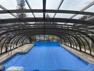 Pool Enclosure Laguna that withstood the Boom Cyclone