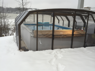 Pool enclosure Oceanic High - crystal clear water even in winter