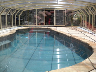 Pool enclosure Oceanic High - look from the inside