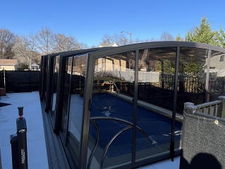 Pool Enclosure Venezia - A Perfect Balance of Style and Comfort