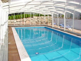 Pool enclosure Venezia - look from inside of closed high pool cover