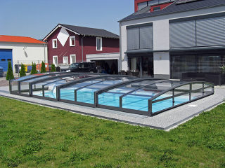 Pool enclosure VIVA made by Alukov
