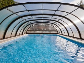 Semi opened pool enclosure Tropea NEO
